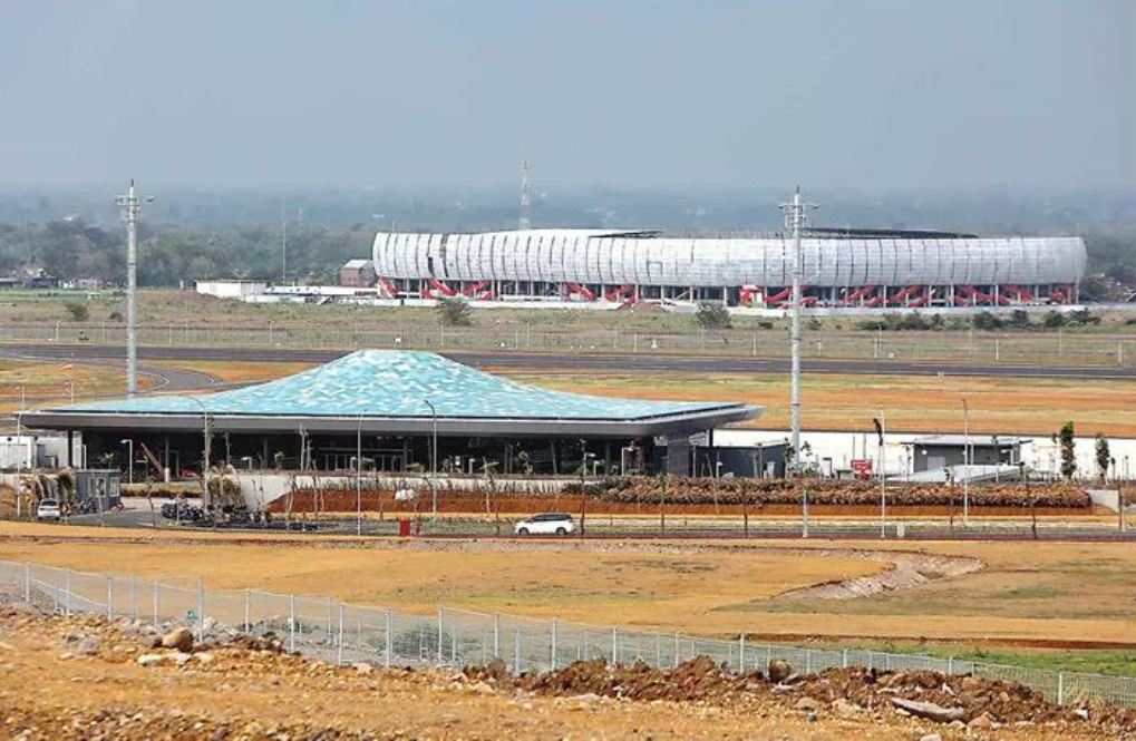 HORE: Bandara Internasional Dhoho Kediri rencananya dibuka 15 Januari, kini menantikan persetujuan dari pemerintah pusat. (JAWA POS RADAR KEDIRI)