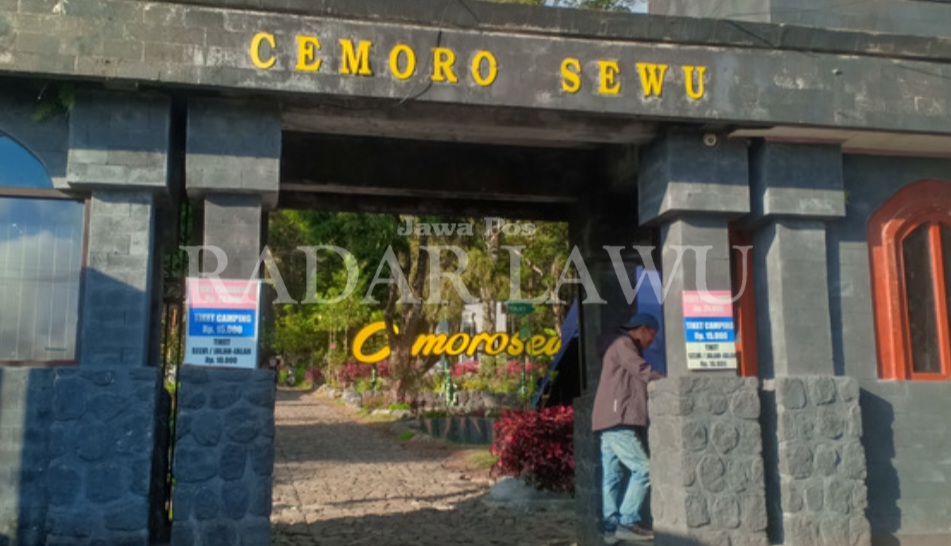 DIBUKA: Pendakian Gunung Lawu via Cemorosewu resmi dibuka Sabtu (3/2) di Desa Ngancar, Kecamatan Plaosan. (APRILITA SARI/RADAR LAWU).