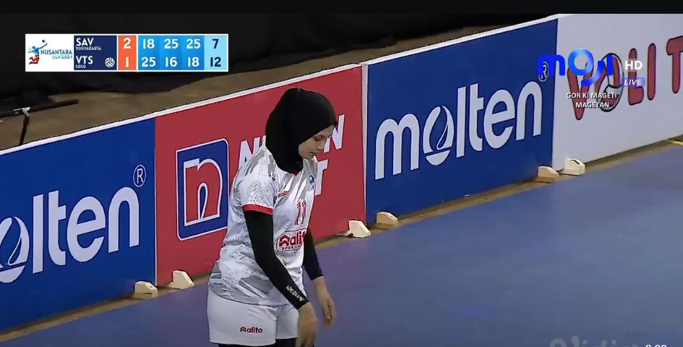 Laga pembuka Nusantara Cup 2024 Synthesis Agro Volley Club (Jogja) vs Vita Solo. (CAPUTRE MOJI)