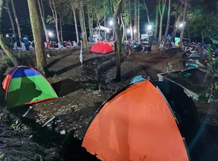 Bumi perkemahan Tratasan Puntukdoro