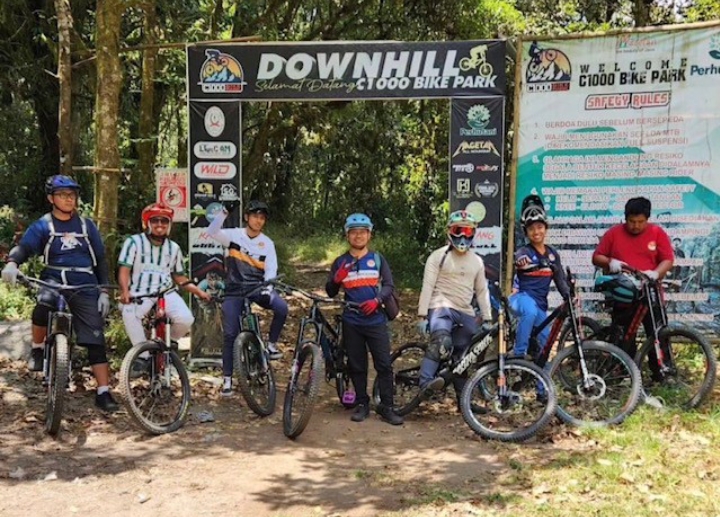 Wisata Track C1000 Bike Park Magetan