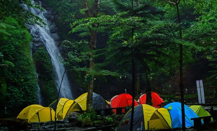 Destinasi wisata Ngawi, Air Terjun Pengantin suguhkan pesona alam memikat, cocok untuk libur lebaran. (FB AIR TERJUN PENGANTIN)