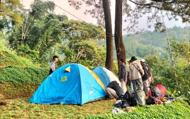 Camping Lebaran 2024 lebih seru di Suwono Indah Park, Ngawi, Jawa TImur. (Ig @suwono_indah_park)