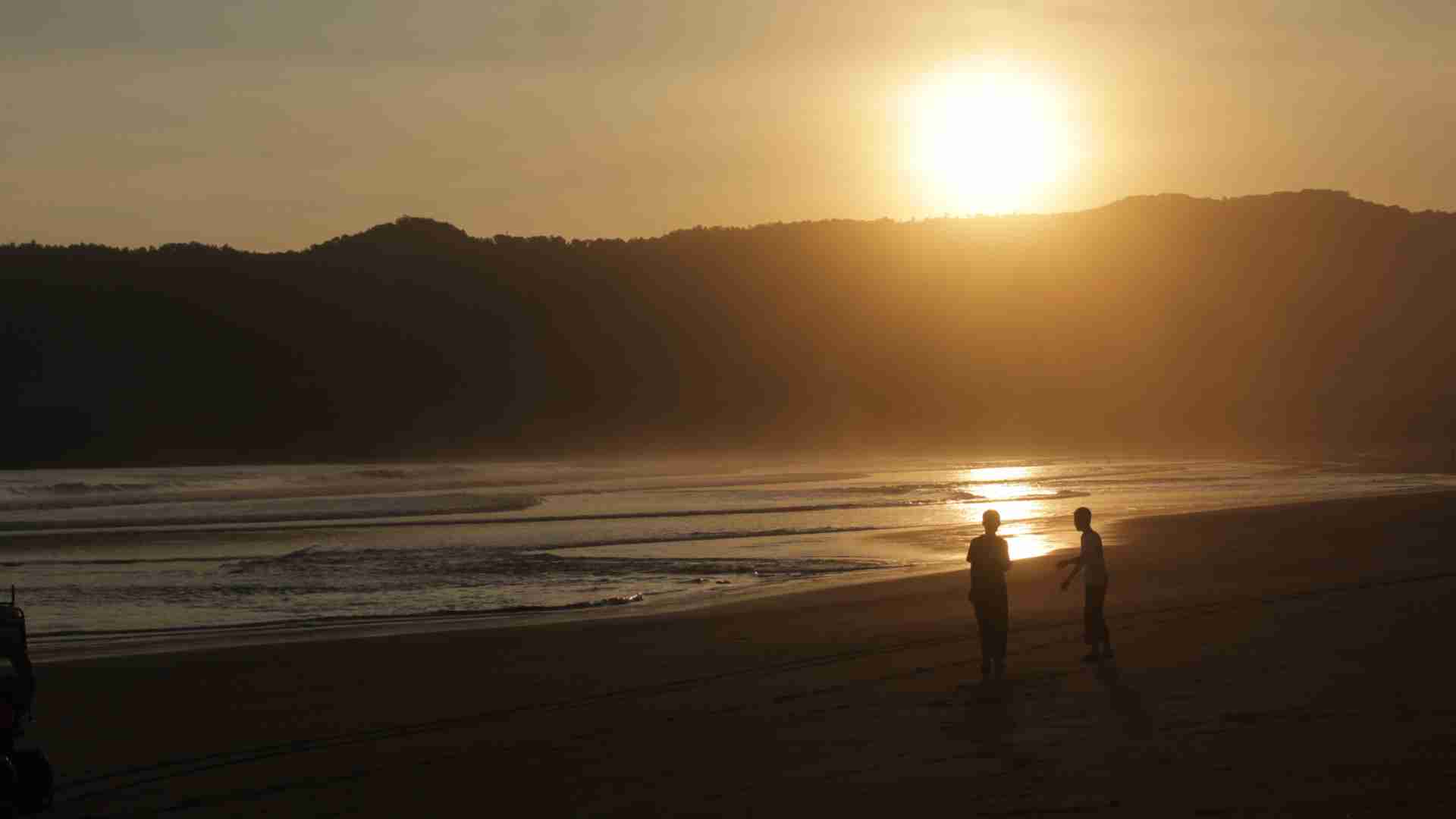 DESTINASI: wisata pantai di Pacitan jadi salah satu rekomendasi apik habiskan waktu libur lebaran