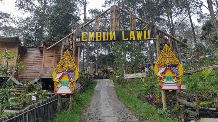Libur lebaran bareng keluarga di Embung Lawu, Tawangmangu (salsawisata.com)
