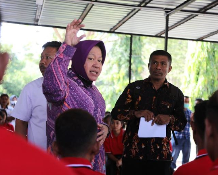 Menteri Sosial (Mensos) Tri Rismaharini