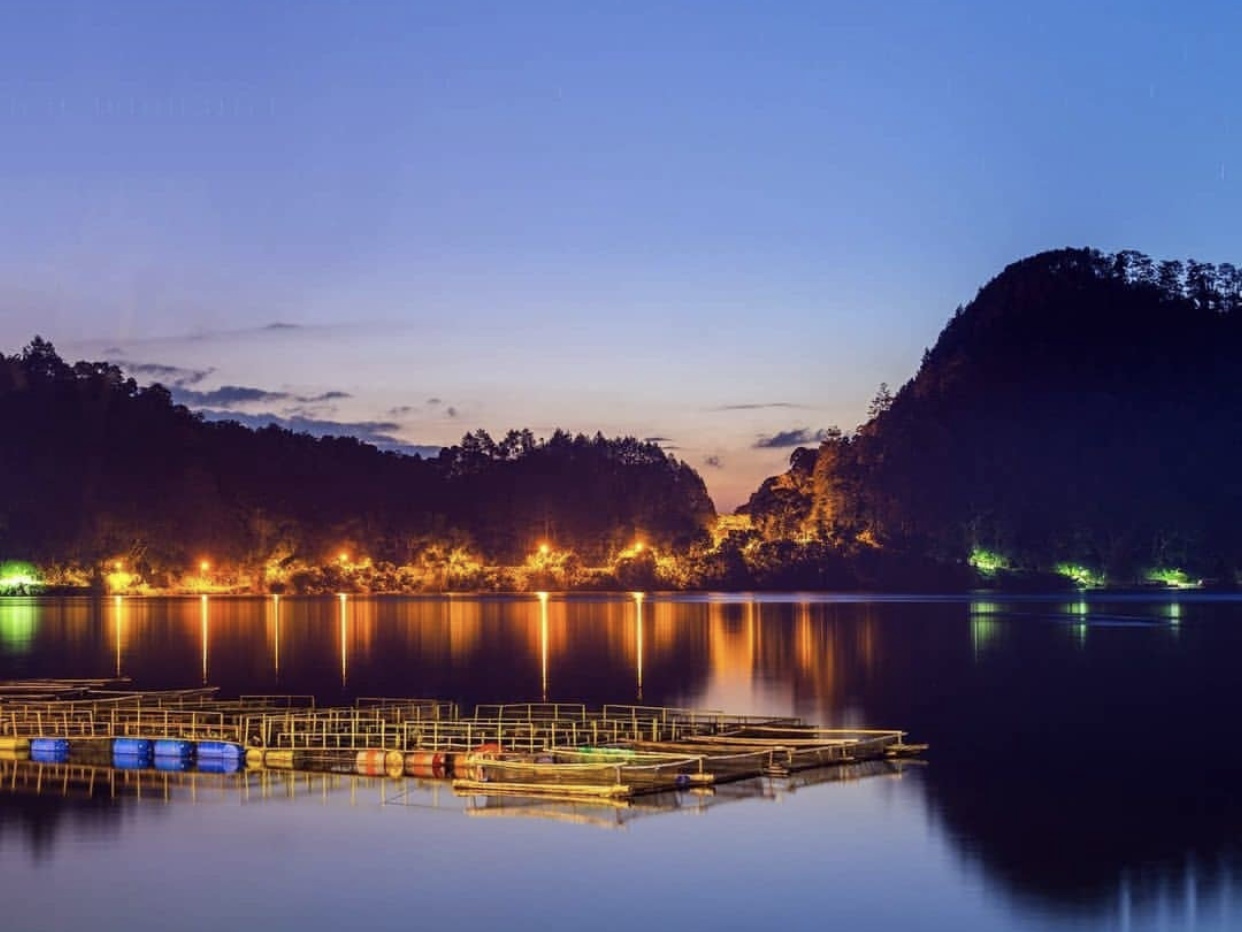 Telaga Ngebel (Foto : ig @eventjawatimur)