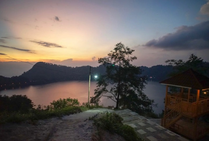Harga Tiket Masuk dan Jam Operasional Taman Wisata Ngambang Tirto Kencono