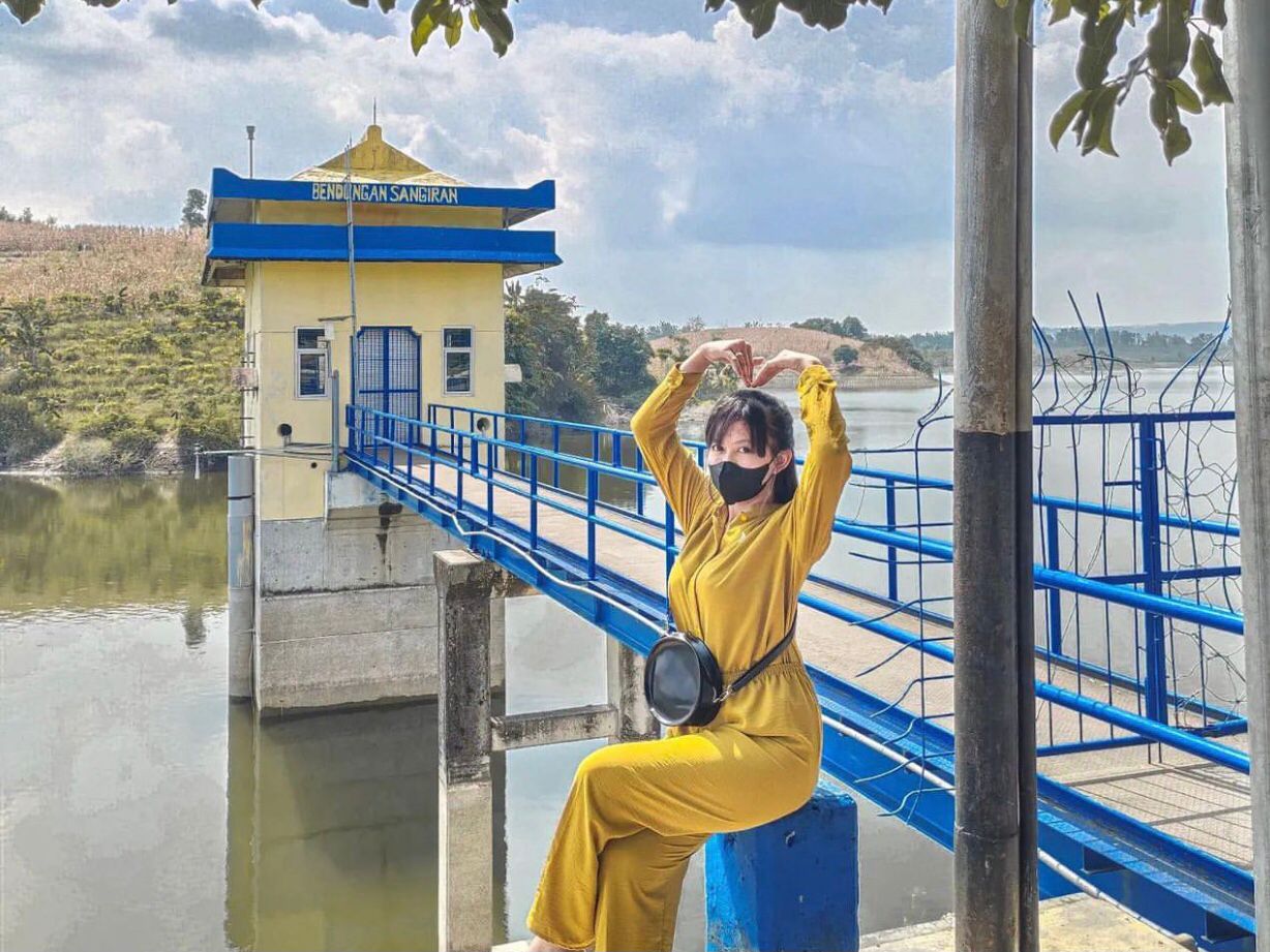 Berkunjung ke wisata Waduk Sangiran dijamin betah (ig @listia_trvn)