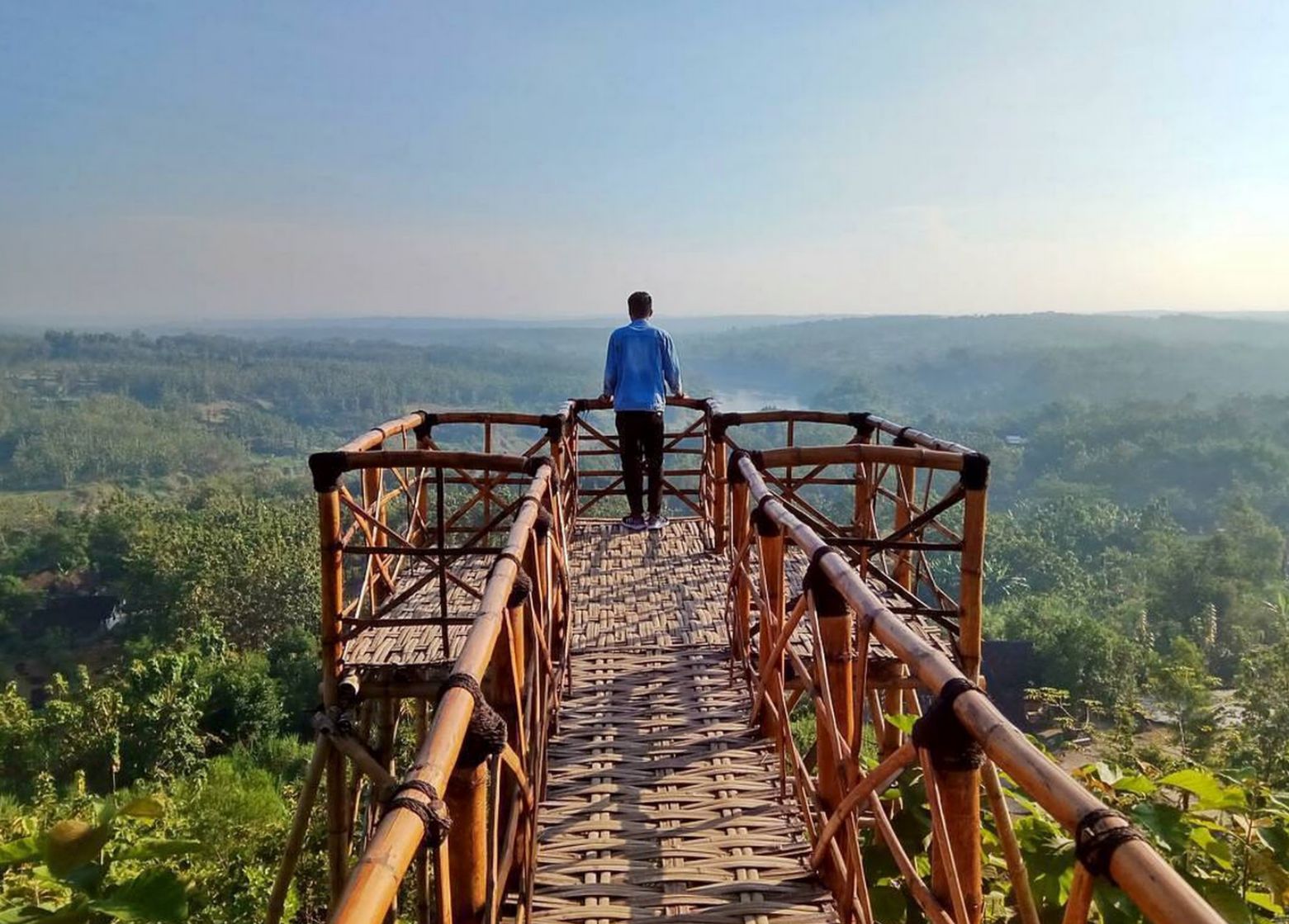 Keindahan Taman Wisata Bukit Kerek Indah Ngawi (Foto Google Maps : Taman Wisata Bukit Kerek Indah Ngawi)