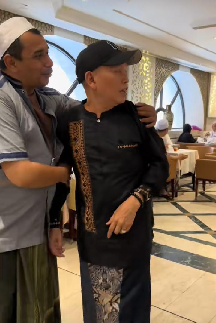 Ayah Ayu Ting Ting Terlibat Insiden dengan Jamaah Haji Asal Malaysia, Netizen Indonesia Berikan Dukungan. (Ig @novidesta)
