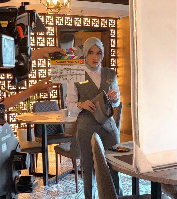 Davina Caramoy pemeran Rani dalam film Ipar Adalah Maut. (Ig @davinakaramoy)