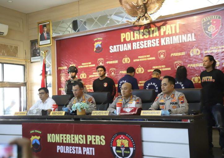 Polisi menetapkan tiga tersangka buntut kasus pengeroyokan bos rental mobil berujung kematian di Sukolilo, Pati, Jawa Tengah. (Dok. Humas Polri)