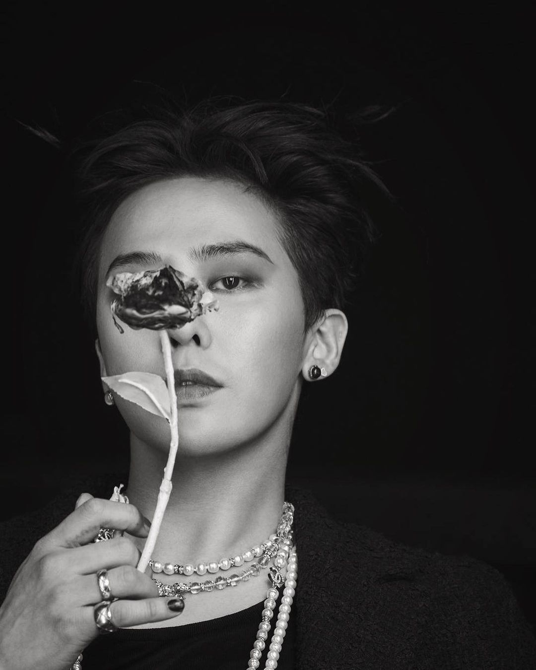 G-Dragon Menandatangani Perjanjian Kerjasama dengab KAIST dan Jadi Dosen Tamu (Instagram @xxxibgdrgn)