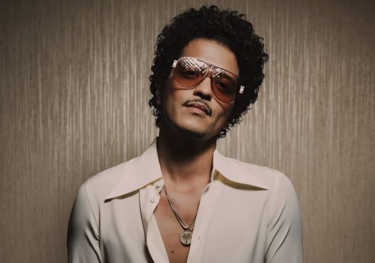 Bruno Mars (Pinterest)