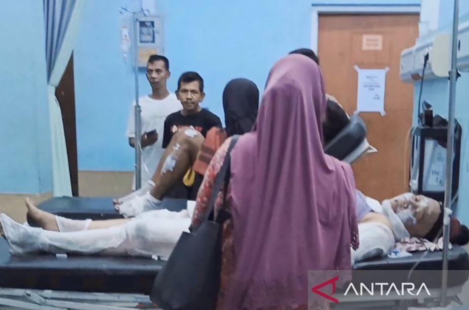 Satu dari lima pekerja menderita luka bakar mencapai 85 persen akibat ledakan tabung gas di Meulaboh. (ANTARA)