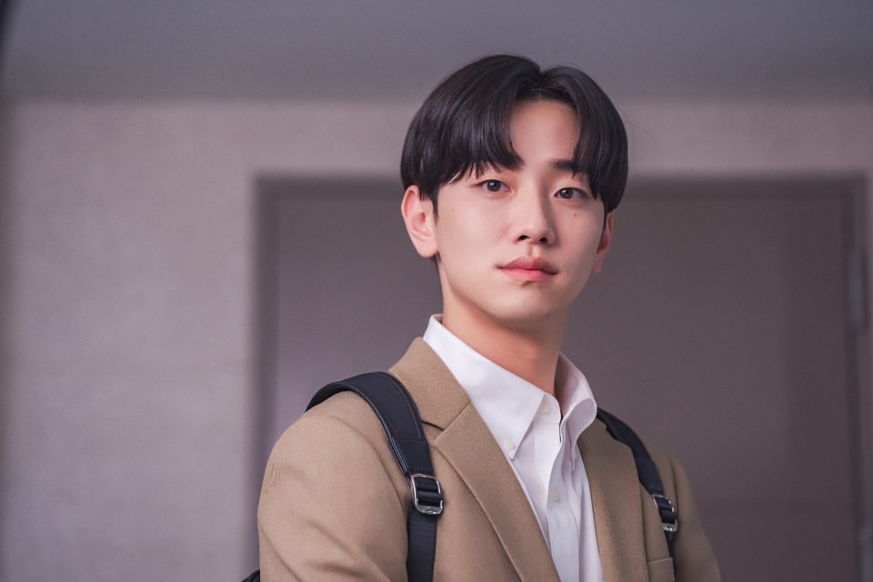 Usai Donorkan Ginjal untuk Ayah, Nam Yoon Su Bintangi Drama Baru (Instagram @nam_yoonsu)