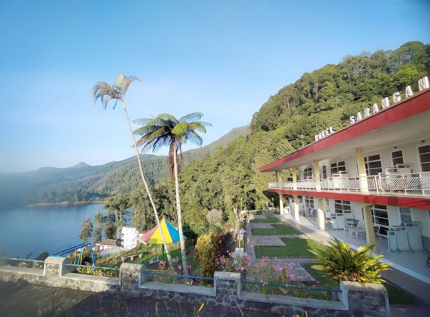 Hotel Sarangan Salah Satu Pilihan Hotel dengan pemandangan terbaik di Telaga Sarangan