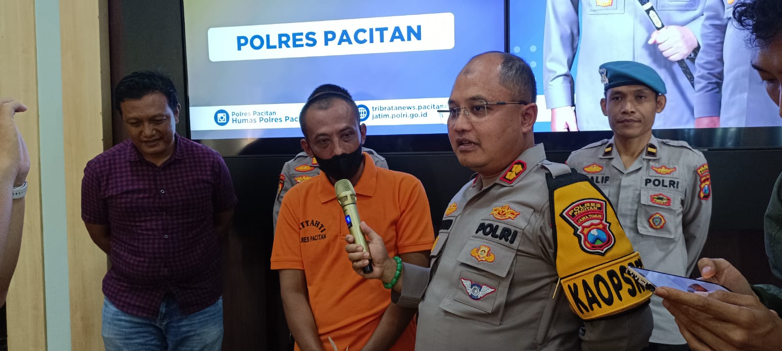 Modus operandi dukun palsu Trenggalek tipu ASN dan kades Pacitan. (NUR CAHYONO/JAWA POS RADAR PACITAN)