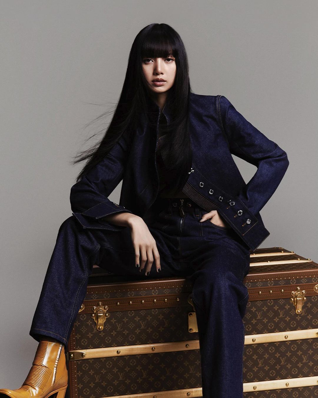 Lisa Blackpink Diumumkan Menjadi House Ambassador dari Brand Ternama Louis Vuitton (Instagram @louisvuitton)