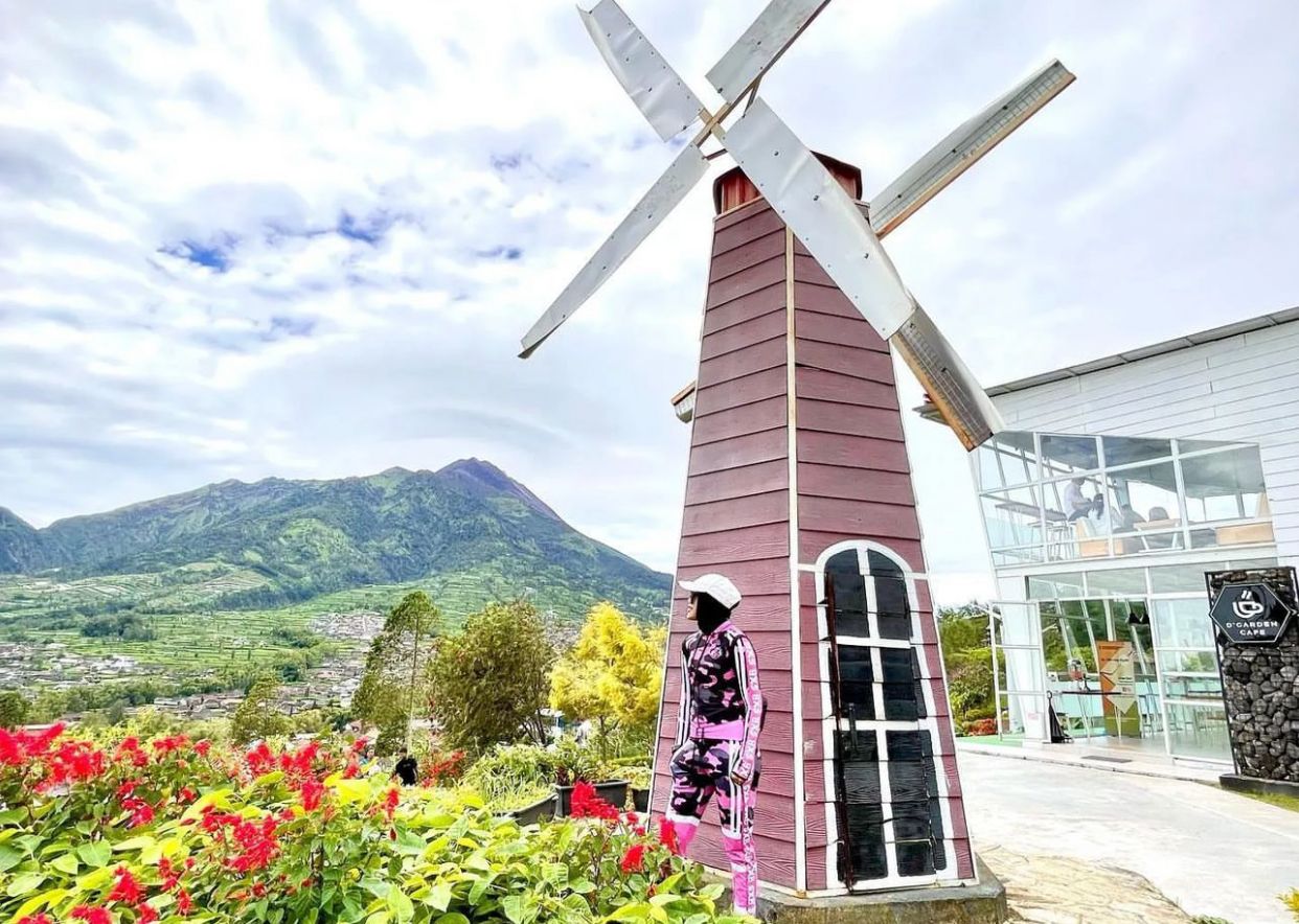 Merapi Garden Boyolali Jawa Tengah dengan sederet daya tarik yang menjadi magnet untuk singgah (ig @merapigardenselo)
