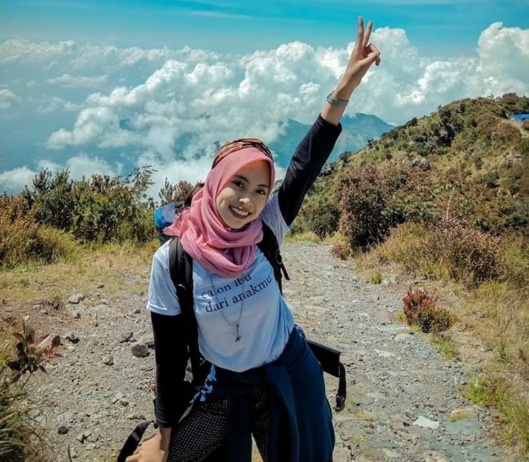Rekomendasi jalur pendakian Gunung Lawu.