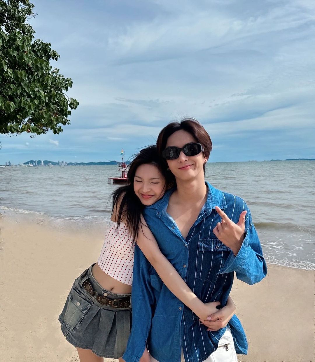 Chiquita Unggah Foro Berdua Dengan Laki-laki (Instagram @chiquita.thailand)