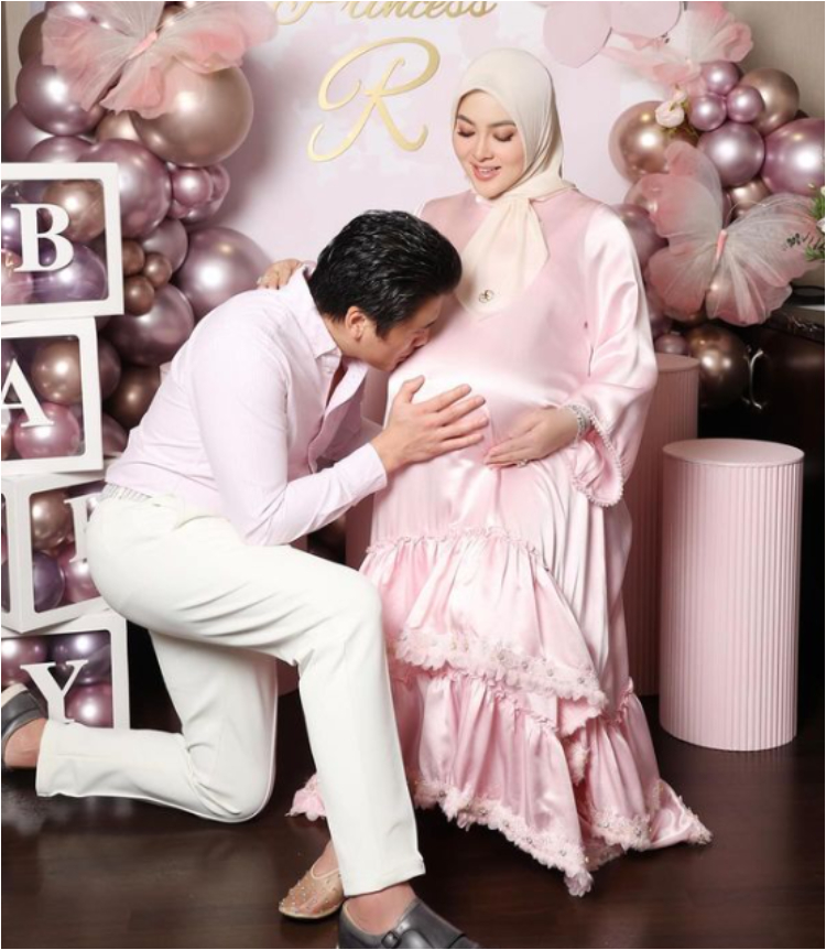 Syahrini dan Reino Barack sambut kelahiran anak pertama (ig @princessyahrini)