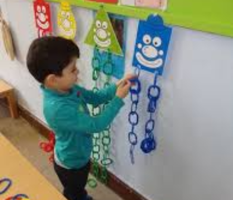 Anak Mulai Masuk Preschool Usia 2 Tahun, Apakah Perlu?