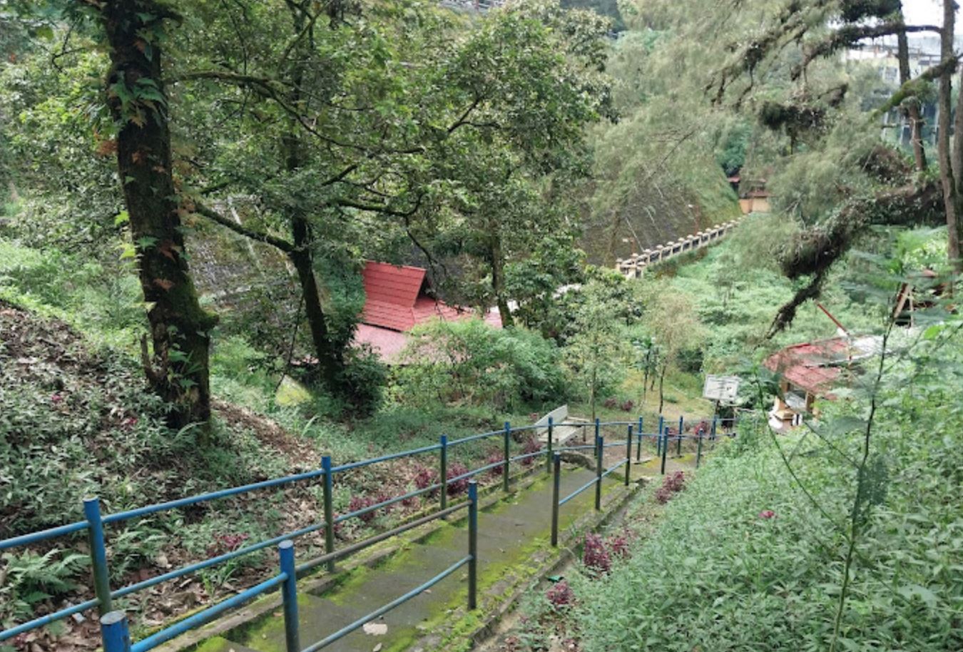 Pertapaan Bancolono, petilasan Prabu Brawijaya V di Gunung Lawu. (ISTIMEWA)