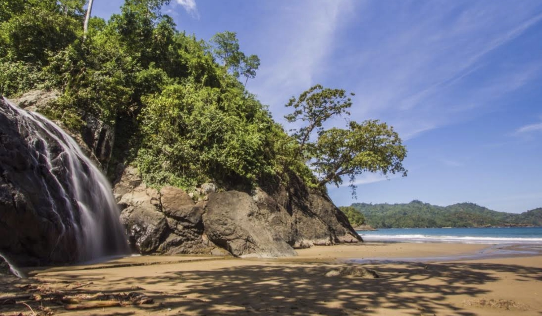 Pantai Banyu Anjlok google maps : haris faray