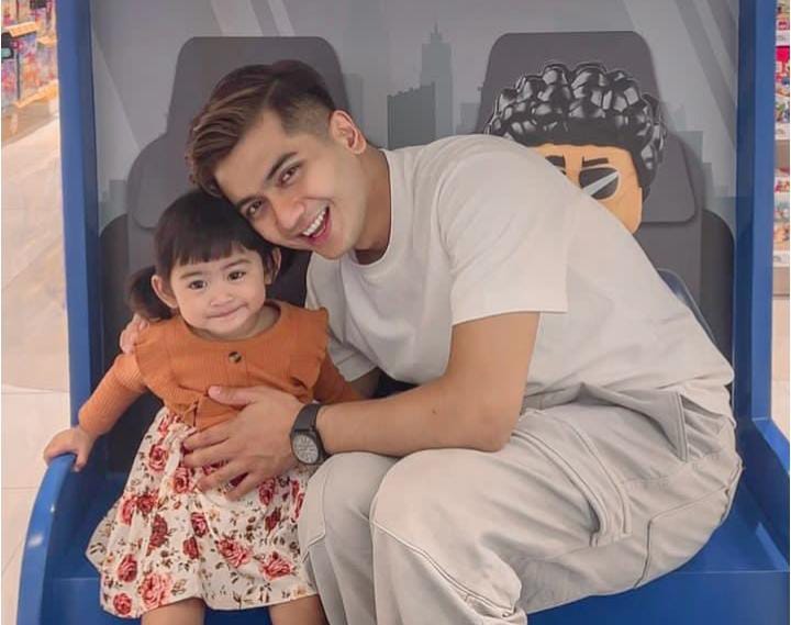 Teuku Ryan ungkap terkait pendamping hidupnya usai resmi cerai dengan Youtuber Ria Ricis. (Ig @teukuryantr)