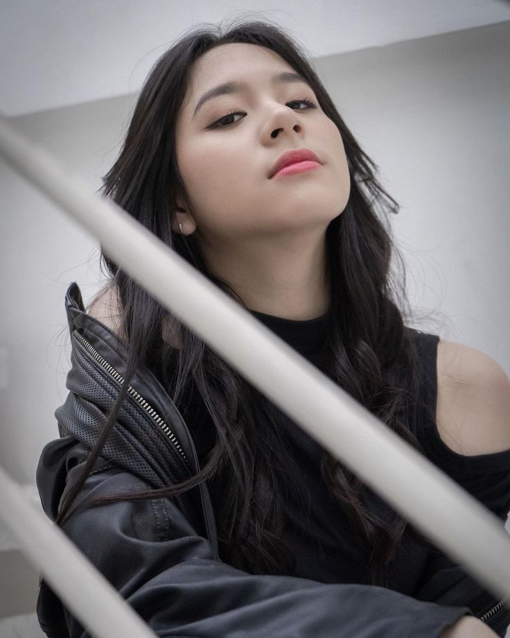 Azizi Shafaa Asadel, alias Zee, Zee member JKT48 generasi ke tujuh (pinterest)