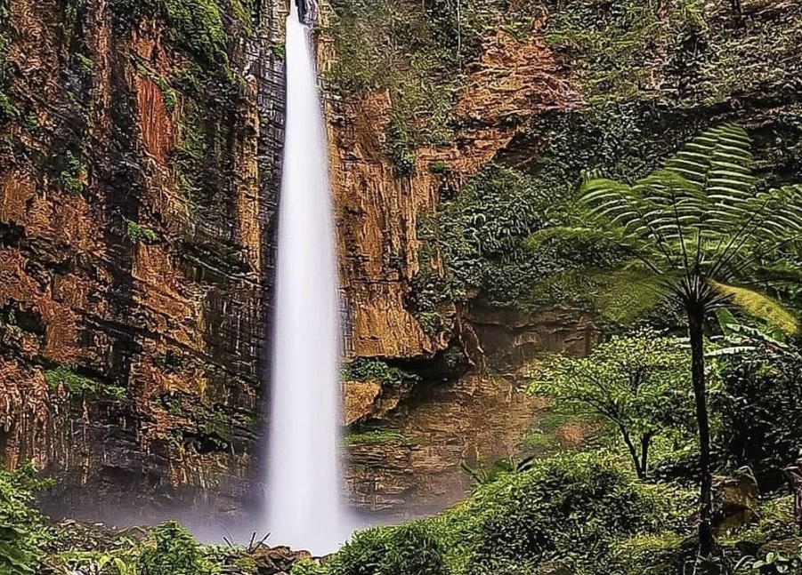 Air Terjun Kapas Biru (foto ig @airterjunkapasbiru)