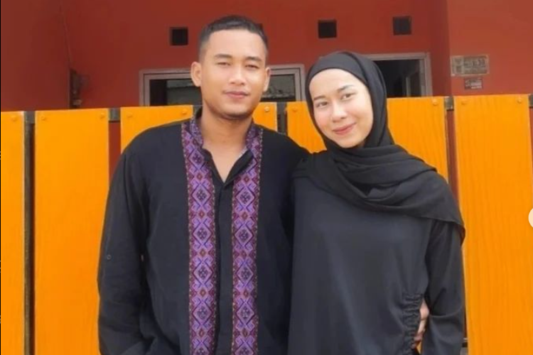 Tiktokers Shella Selpi menghembuskan nafas terkahir usai berjuang melawan kanker ovarium (Ig @albidwzky)