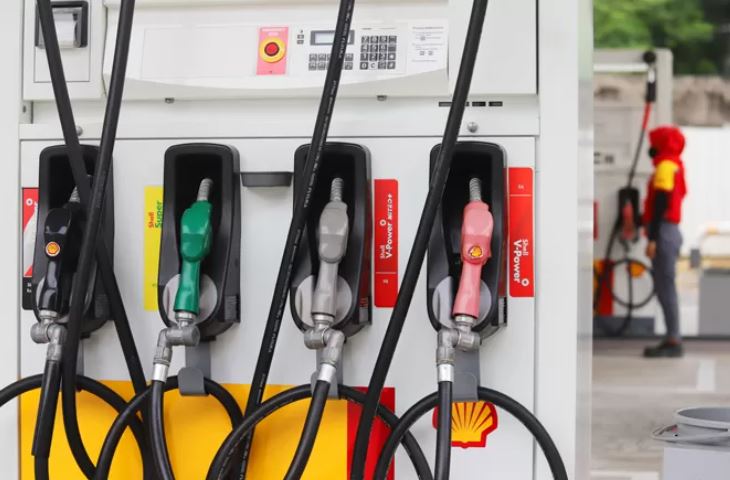 Harga BBM Non Subsidi turun, mulai Pertamax hingga Pertamina Dex. (JAWA POS)
