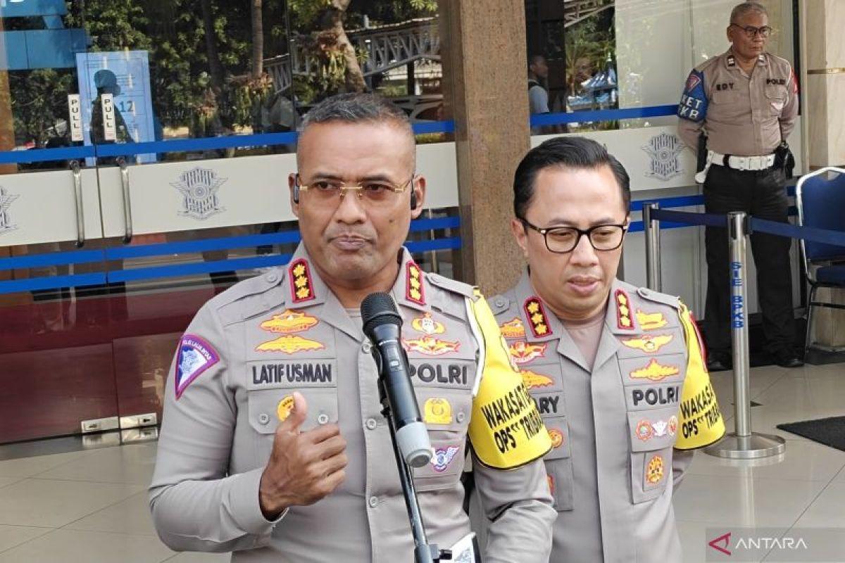 Pihak kepolisan lalu lintas Polda Metro Jaya tengah menyiapkan rute rekayasa pengalihan arus lalu lintas di sekitar Stadion Utama GBK, selama Misa Akbar berlangsung. (Antara)