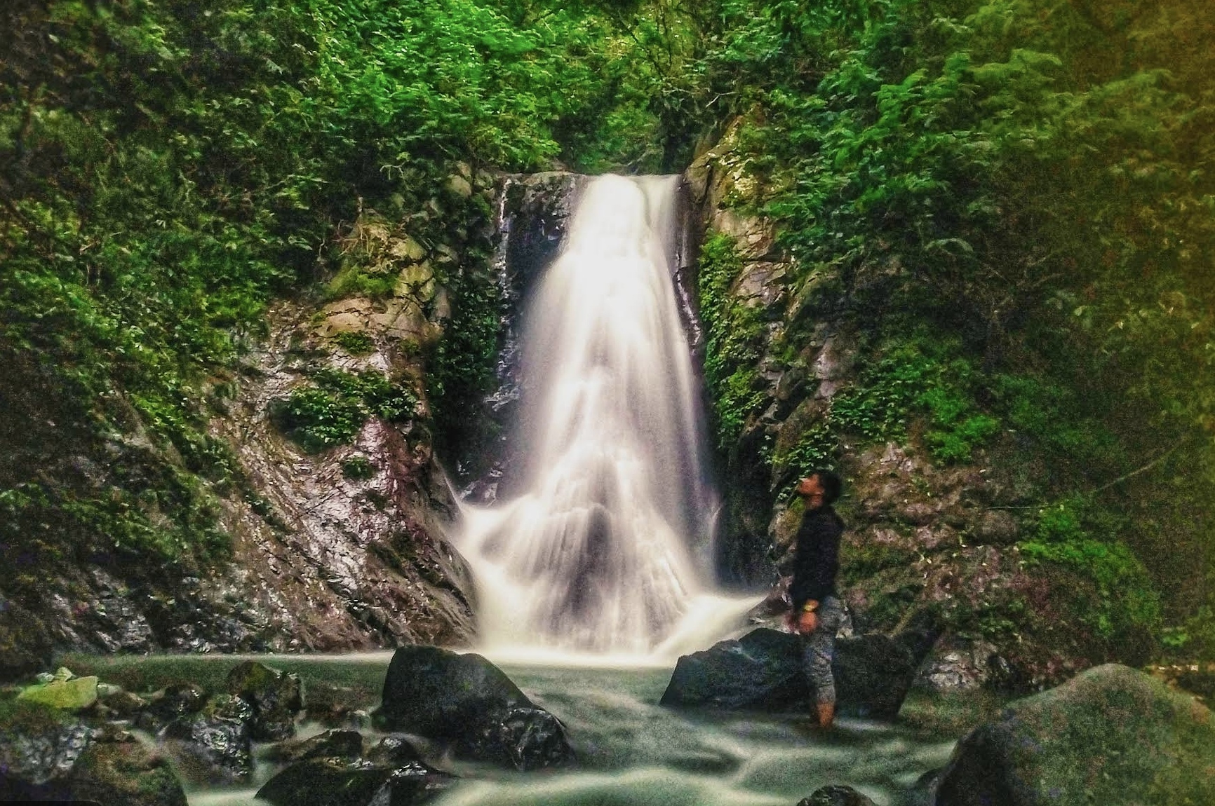 Pesona Wisata Memukau Lereng Gunung Lawu yakni Air Terjun Kedung Sriti (Google Maps : AM YARUSITA)
