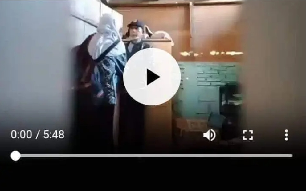Video viral 5 menit oknum guru dan siswa di Gorontalo. (CAPTURE ISTIMEWA)