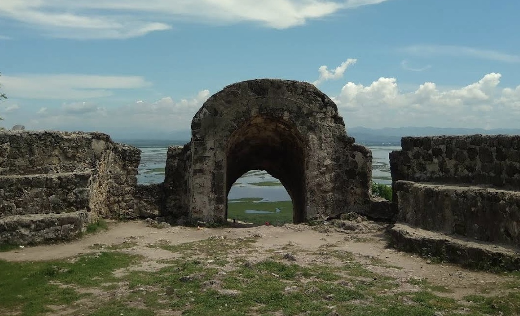 Benteng Otahana/gmaps : Zakariya Arif