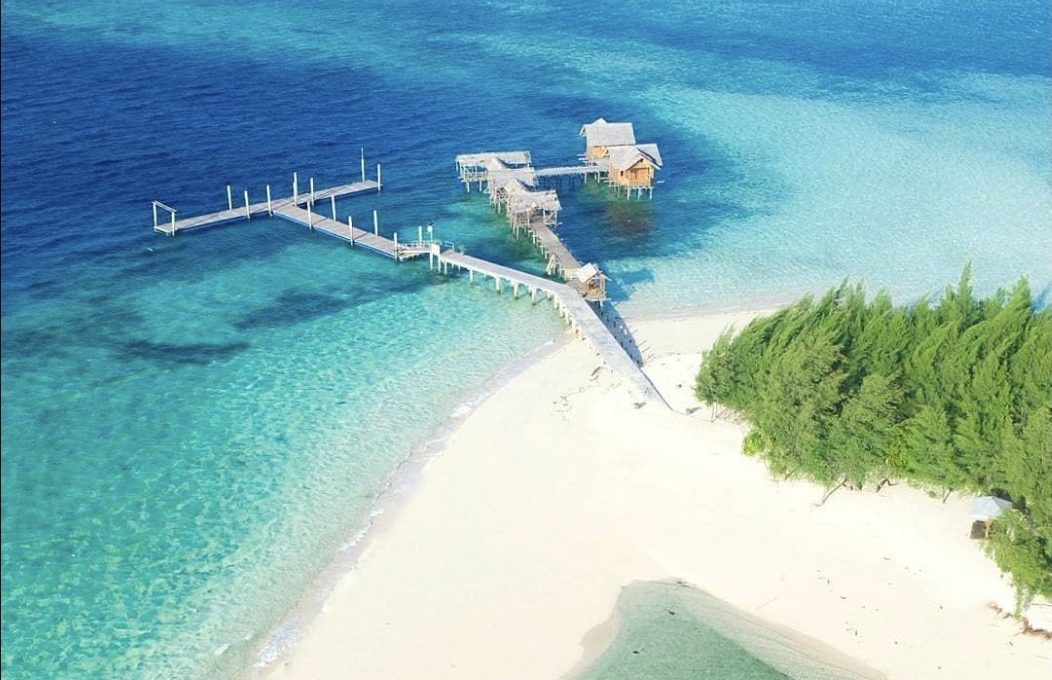 Pulau Saronde/ @terasinformasi