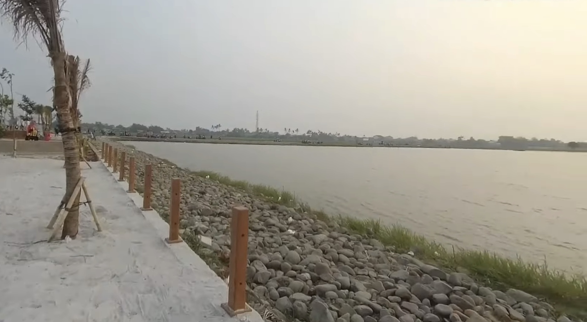 Pesona Keindahan City Beach Bekasi