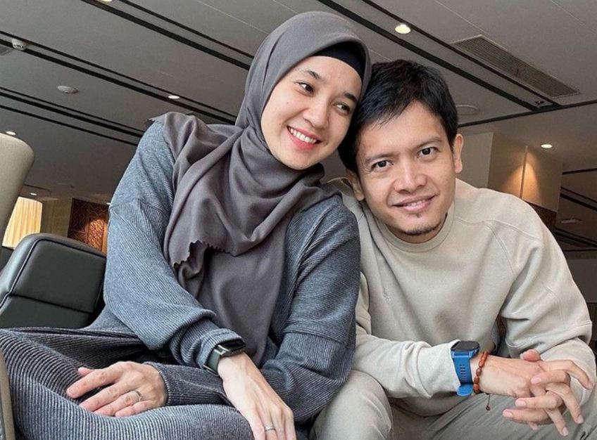 Dimas Seto Cerai? Dhini Aminarti beri klarifikasi. (ISTIMEWA)