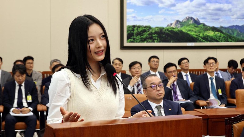 Hanni New Jeans menjadi saksi Majelis Nasional Komite Lingkungan dan tenaga kerja atas tuduhan perundungan di tempat kerja yang diajukan bulan lalu. (ISTIMEWA)