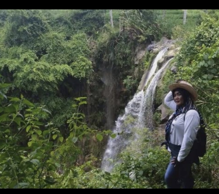 Keunikan Air Terjun Jurug Bening bisa dilihat dari bawah ataupun atas/gmaps : Rully Mardi