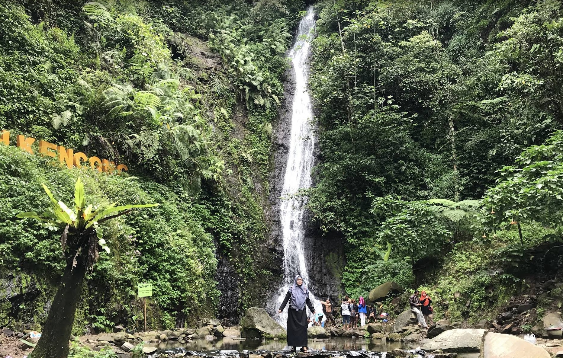 Air Terjun Sirah Kencong Blitar, Jawa Timur/gmaps : massool
