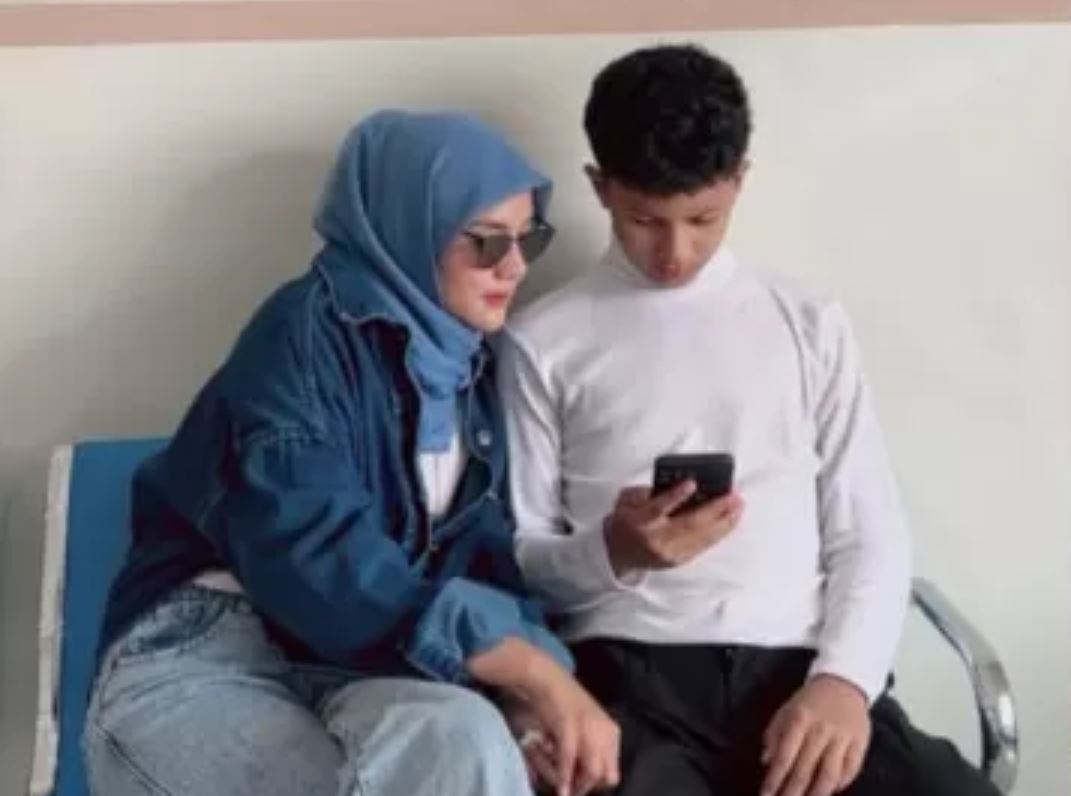 Skandal Bimo Aryo Tejo dengan Maela Asila dibongkar Arie Rieyanthie. (RADAR SOLO)