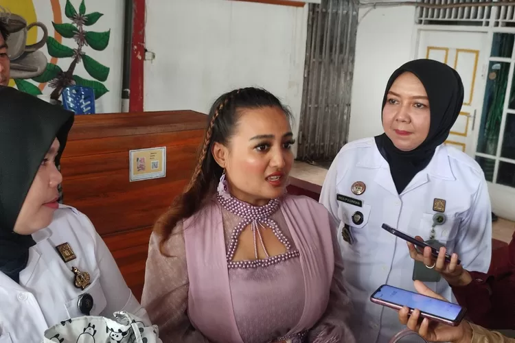 Lina Mukherjee bebas dari lapas Perembuan Palembang usai kasus penistaan agama (ISTIMEWA)