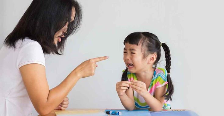 Waspada toxic word, menjadikan anak semakin memiliki mental generasi strawberry.