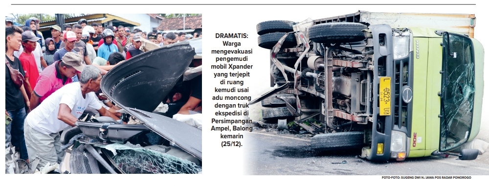 Kecelakaan adu banteng Xpander vs Truk di Ponorogo.